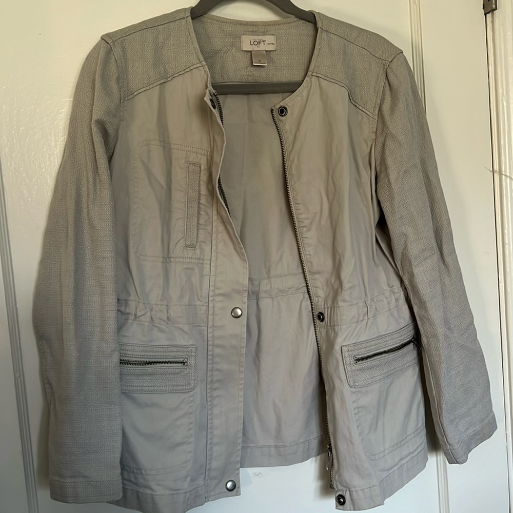 Ann Taylor Loft Women’s Zip Up Jacket